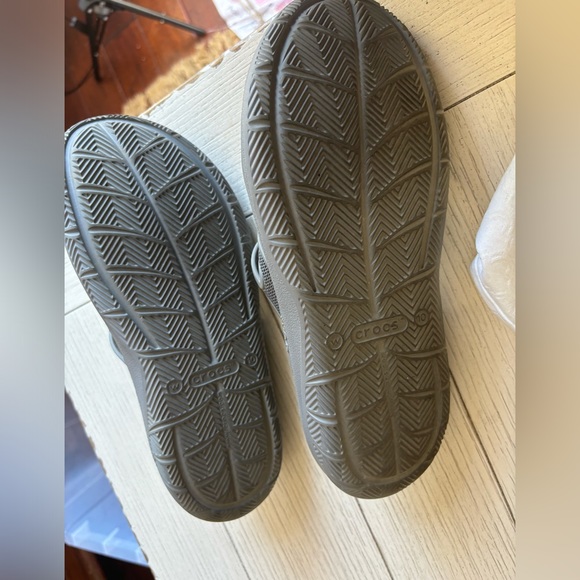 Gray Crocs - Picture 5 of 6